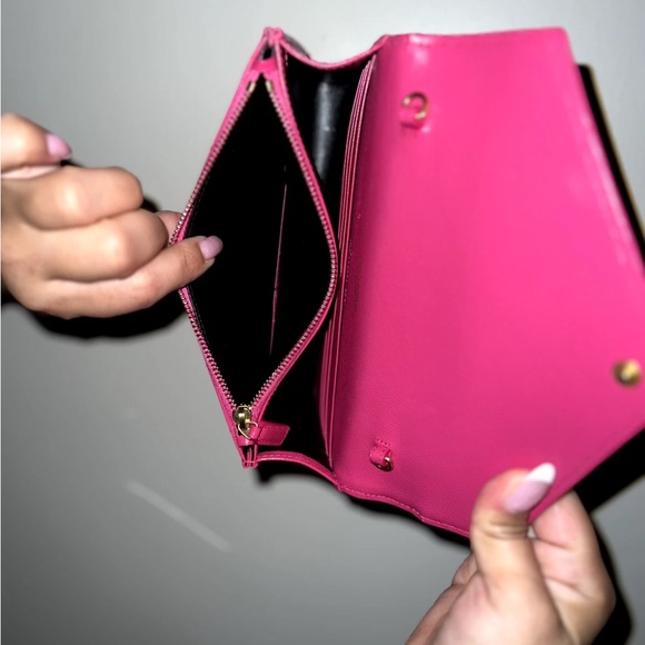 Yves Saint Laurent Fuchsia Quilted Clutch - Picture 3 of 5